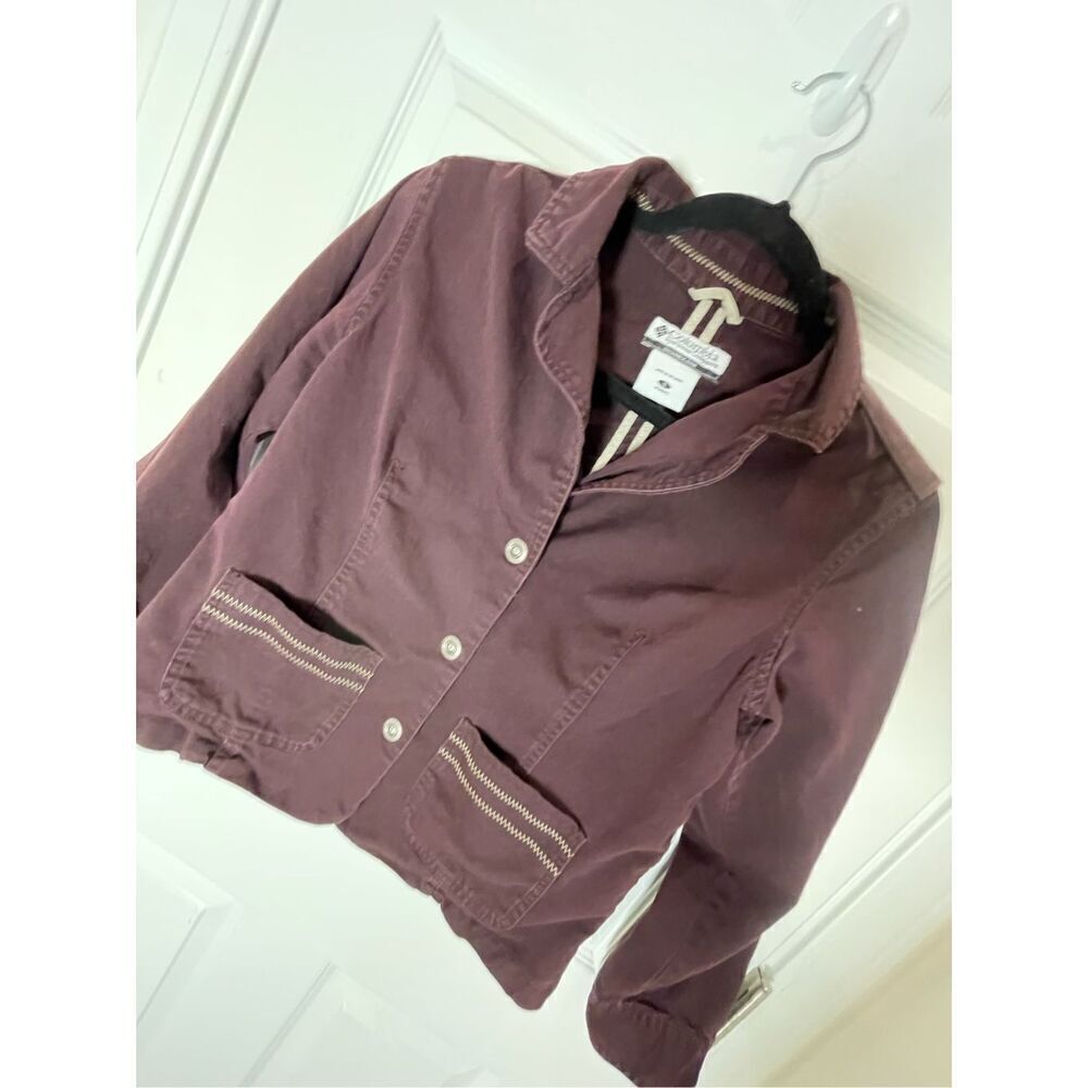 Columbia women’s jacket wine color small